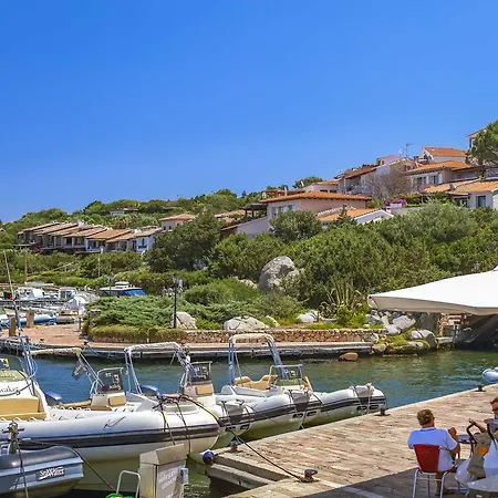 Giglio Apartment Vista Mare E Parcheggio Privato Porto Rotondo Exterior photo