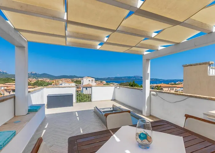 Giglio Apartment Vista Mare E Parcheggio Privato